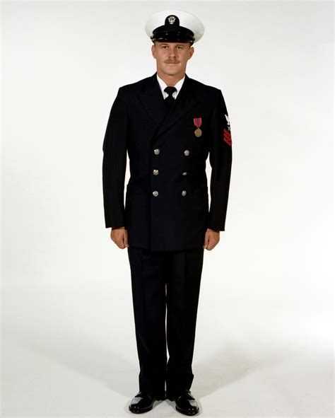 us navy dress uniform enlisted.